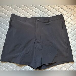 Men's Black Athletic Stretch Shorts with Zip Pocket